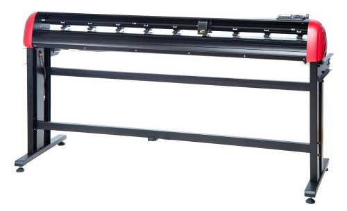 Secabo S160 Schneideplotter in Schwarz mit roten Seitenteilen auf Standgestell, ausgelegt für 160 cm Schneidebreite und breite Folienbahnen